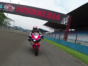 AHM Ajak Pemenang Kompetisi Jajal Motor Versi Jalanan Marc Marquez
