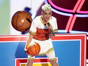 Yuk, Hafalin Lagu Ini Sebelum Nonton Konser Katy Perry