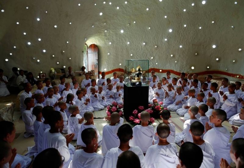 Foto: Sekolah Biksu Cilik di Thailand