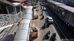 Foto: Gara-gara Galian Trotoar di Jakarta Nggak Pernah Rapi