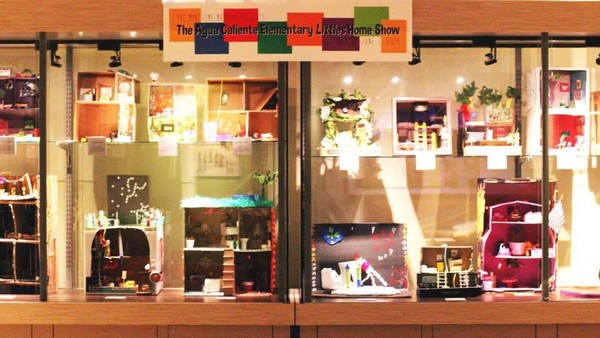 Dari koleksi-koleksi yagn dipajang di museum, kita dapat melihat bagaimana lihai dan detailnya para pencipta karya seni miniatur (The Mini Time Machine Museum of Miniatures/Facebook) Dari koleksi-koleksi yagn dipajang di museum, kita dapat melihat bagaimana lihai dan detailnya para pencipta karya seni miniatur (The Mini Time Machine Museum of Miniatures/Facebook)