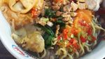 Yuk, Jajan Mie Ayam Gerobakan Buat Sarapan Mantap Mengenyangkan!