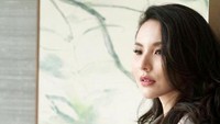 Selain modis dan cantik, pemilik tubuh indah dengan tinggi badan 1,67 meter ini juga tak bisa diremehkan dalam urusan bisnis.