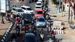Foto: Gara-gara Galian Trotoar di Jakarta Nggak Pernah Rapi