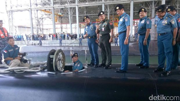 Ini Dia Penampakan Kapal Selam KRI Nagapasa 403