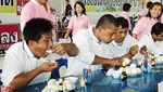 Ini 10 Lomba Makanan Paling Aneh dan Menjijikkan di Dunia