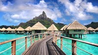 Sebut saja Justin Bieber, Paris Hilton, Nicole Kidman hingga The Kardashians pun pernah berkunjung ke Bora-bora (Tahiti.com)