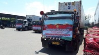 Bawang merah yang diekspor merupakan hasil panen petani bawang di Jawa Timur dan daerah Indonesia Timur.