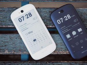 Heboh Mobil Bermuka Dua, di Smartphone Sudah Lebih Dulu Ada