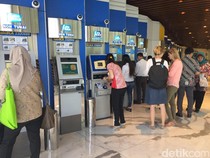 2 Cara Tarik Tunai Tanpa Kartu di ATM BCA, Lebih Praktis!