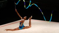 Wahyu Yolanda Putri, pesenam Indonesia, saat tampil pada nomor allround SEA Games 2017 Kuala Lumpur. (Lai Seng Sin/Reuters)