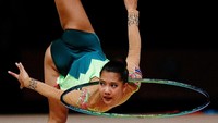 Panjarat Prawatyotin memperagakan koreografis sulit di nomor allround di SEA Games 2017 Kuala Lumpur. (Lai Seng Sin/Reuters)