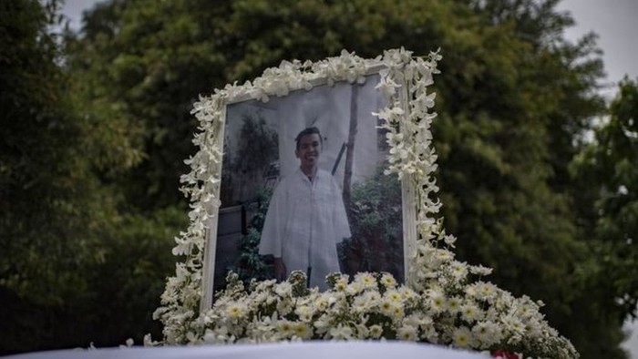 1 Remaja Tewas, Ratusan Orang Protes Kebijakan Antinarkoba Duterte