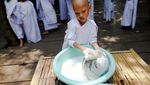 Foto: Sekolah Biksu Cilik di Thailand