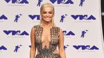 Para Wanita Seksi di MTV VMA 2017