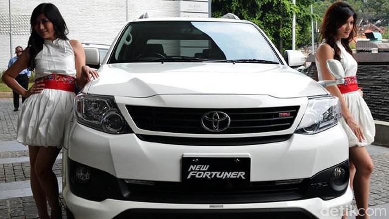 Toyota Fortuner 2013 (Foto: dok detikOto) Toyota Fortuner 2013 (Foto: dok detikOto)