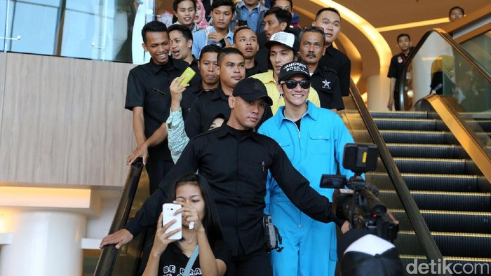 Dari Makassar, Bintang Warkop DKI Reborn akan Sapa Kota Surabaya