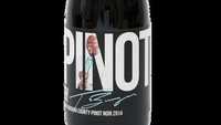  Tituss Burgess yang bermain di Unbreakable Kimmy Schmidt juga membuat wine. Bernama PINOT by Tituss Burgess (PBTB) diproduksi di Santa Barbara County. Foto: Istimewa