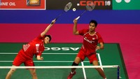 Dalam pertandingan di Emirates Arena, Glasgow, Senin (28/8/2017) dinihari WIB, Tontowi/Liliyana harus bertarung sepanjang tiga gim untuk mengatasi ganda campuran nomor satu dunia itu. Reuters/Russell Cheyne.