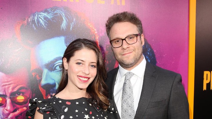 LOS ANGELES, CA - JUNE 20:  Actress Lauren Miller and Producer Seth Rogen attend AMC's 