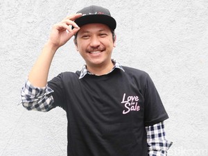 Lalai Bayar Pajak Kendaraan Mewah, Gading Marten Minta Diingatkan