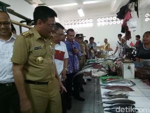 Djarot Ingin Pasar Tradisional Gunakan Transaksi Non-Tunai