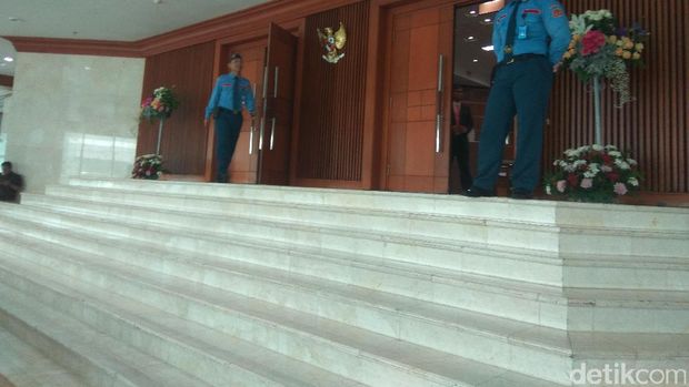 DPR Gelar Sidang Paripurna Peringati HUT ke-72