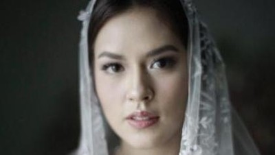 Adem! Ngaji Jelang Nikah Aja Raisa Cantik Banget