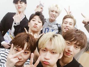Warna-warni JBJ Lewat MV My Flower