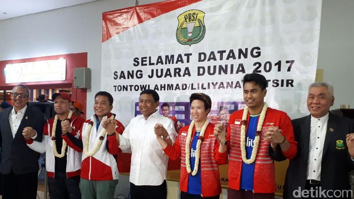 Bawa Satu Gelar Juara Dunia, Tontowi/Liliyana cs Tiba di Indonesia