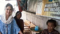 Perempuan yang juga akrab dipanggil Bunda Sitha itu diketahui memiliki 4 orang anak. Foto: Dok. Pribadi/ Facebook Bunda Sitha