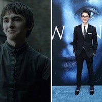 Di kehidupan nyata, Isaac Hempstead Wright pemeran Bran Stark butuh kacamata untuk membantunya melihat dunia.  