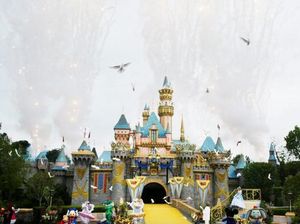 Kabar Buruk, Wahana Favorit Turis di Disney World Ditutup Selama 1 Tahun