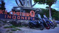 Yamaha XMAX dan NMAX di kilometer nol, Sabang, Aceh (Foto: Yamaha)