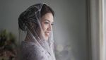 8 Alasan untuk Tidak Patah Hati Ditinggal Nikah Sama Raisa