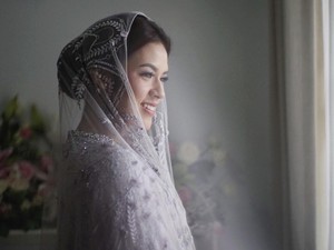 Foto: Cantiknya Raisa Pakai Gaun Bertabur Payet di Pengajian Jelang Nikah