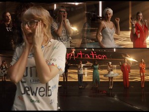 Taylor Swift Ditinggal Para Sahabat