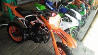 Pengerjaan dilakukan sampai benar-benar pengendara menemukan posisi duduk atau berkendara yang nyaman untuk balapan. 