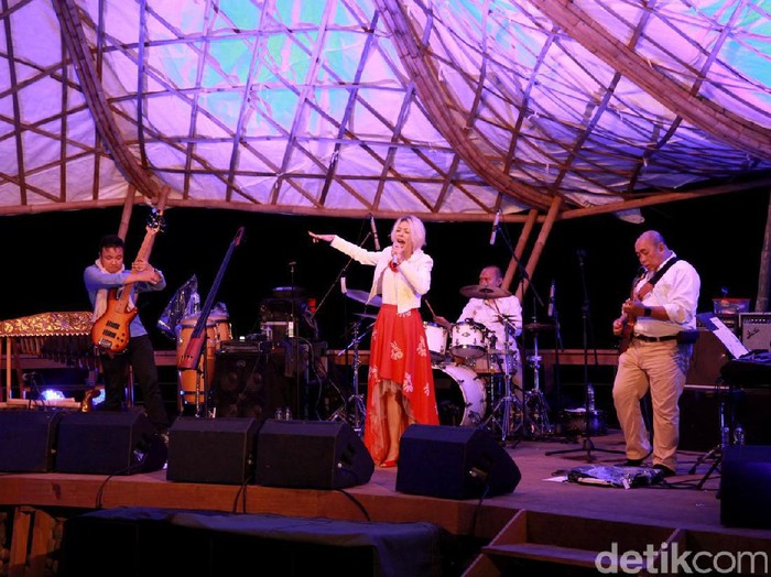 Banyuwangi Kembali Gelar Festival Jazz Pantai