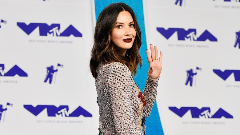 Hubungan Keluarga Pacar Jadi Rusak, Olivia Munn Disalahkan Hubungan Keluarga Pacar Jadi Rusak, Olivia Munn Disalahkan