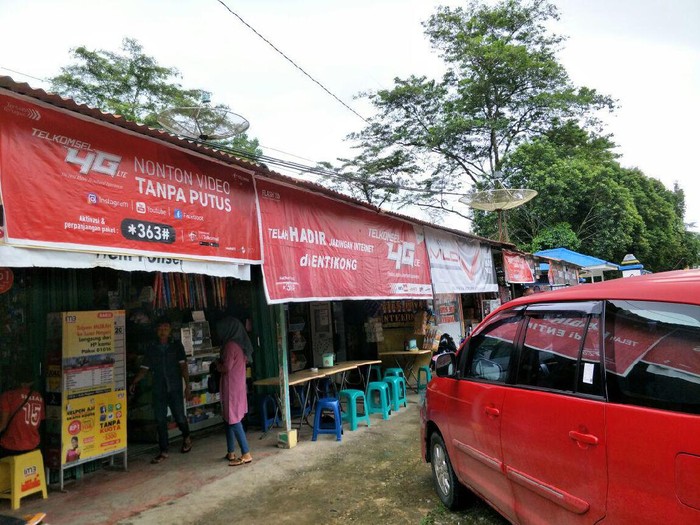 penjual pulsa entikong