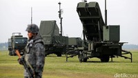 Latihan militer ini sebagai respon Jepang ataspeluncuran rudal oleh Korea Utara. REUTERS/Issei Kato