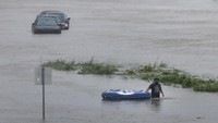 Otoritas Houston menyebut sejauh ini 5.500 orang telah berada di kamp-kamp pengungsian. REUTERS/Jonathan Bachman