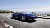 Perbedaan Mercedes-Maybach Concept 6 ini, terlihat pada desain tanpa atap yang ditawarkan. Foto: Pool (Inautonews)