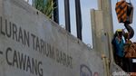 Pemasangan Turap di Kalimalang Antisipasi Banjir