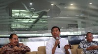 Menko Polhukam Wiranto yang juga sebagai Ketua Komite Koordinasi Nasional Pencegahan dan Pemberantasan TPPU memberikan keterangan pers dengan didampingi Kepala PPATK Kiagus Ahmad Badaruddin dan Menko Perekonomian Darmin Nasution di Kantor Pusat PPATK, Jakarta, Selasa (29/8/2017).