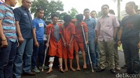 Pada 29 Agustus 2017, kasus itu terungkap. Ketiga pelaku ditangkap, satu di antaranya ditembak kakinya.