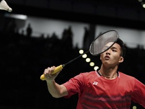 Jonatan Menang, Gregoria Tumbang