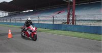 Rider CBR150R asal Boyolali Ahmad Arifin Budi juga merasakan sensasi mengendarai RC213V-S di Sentul (Foto: AHM)