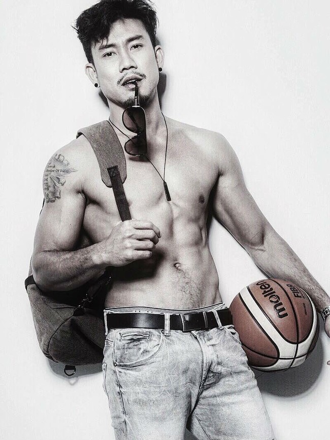 Denny Sumargo mantan Atlet dalam tim basket. Foto: Instagram